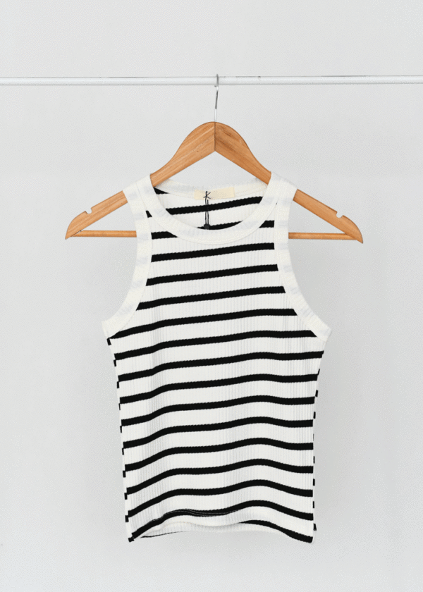 تاپ-راه-راه--(2) تاپ حلقه ای راه راه سفید مشکی - Image 1