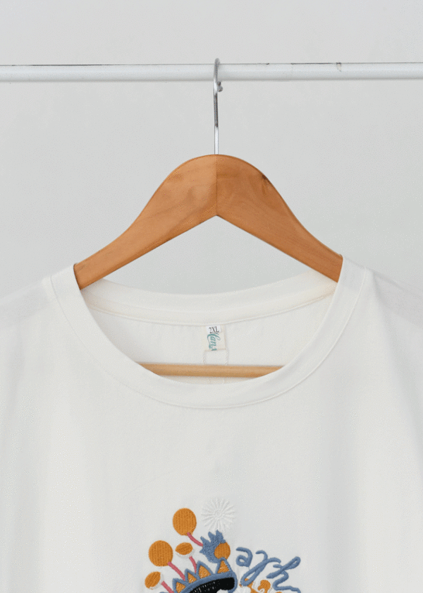 تیشرت گلدوزی چهره - Image 4