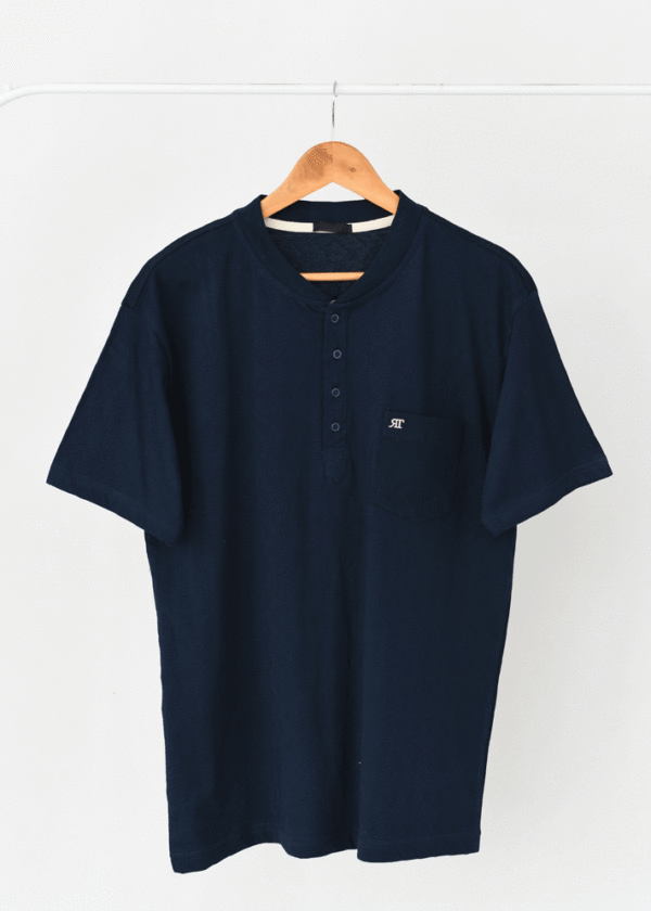 تیشرت-مردانه-ارتی-جیب-دار-(12) تیشرت مردانه جیب دار جلو دکمه سرمه ای - Image 1