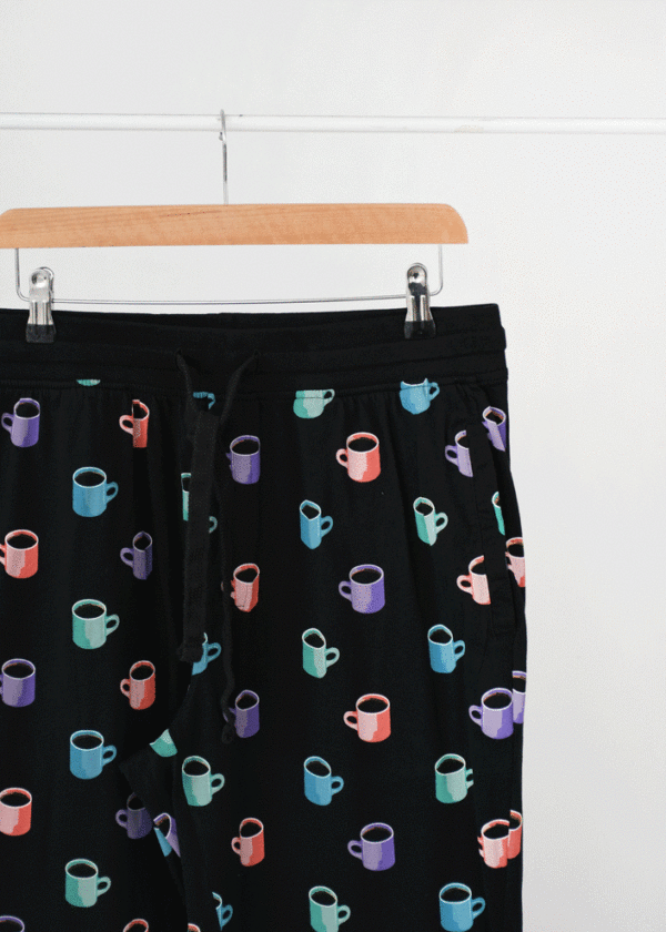 شلوار راحتی طرح دار قهوه - Image 2