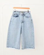 شلوار جین بگ کوتاه آبی روشن