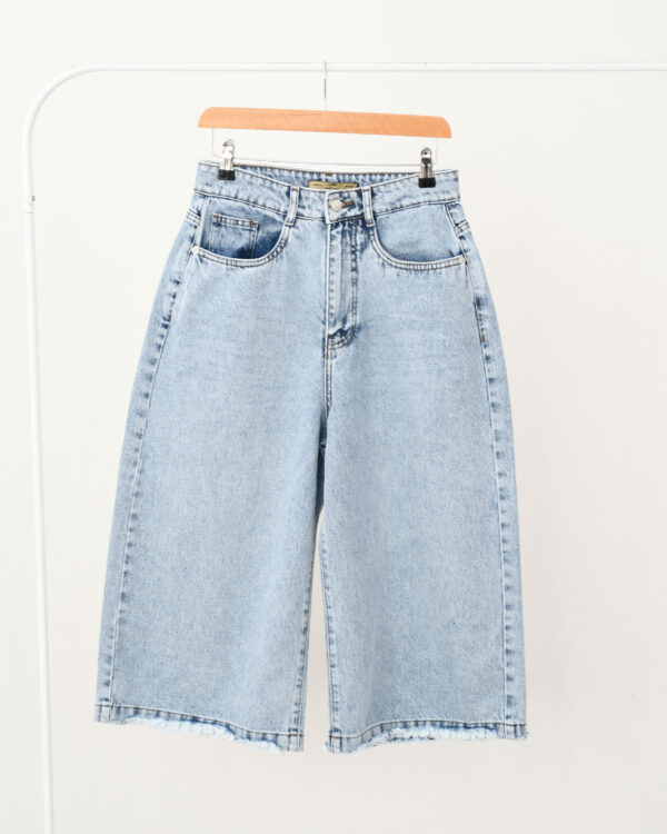 شلوار شورت بگ ابی (6) شلوار جین بگ کوتاه آبی روشن - Image 1