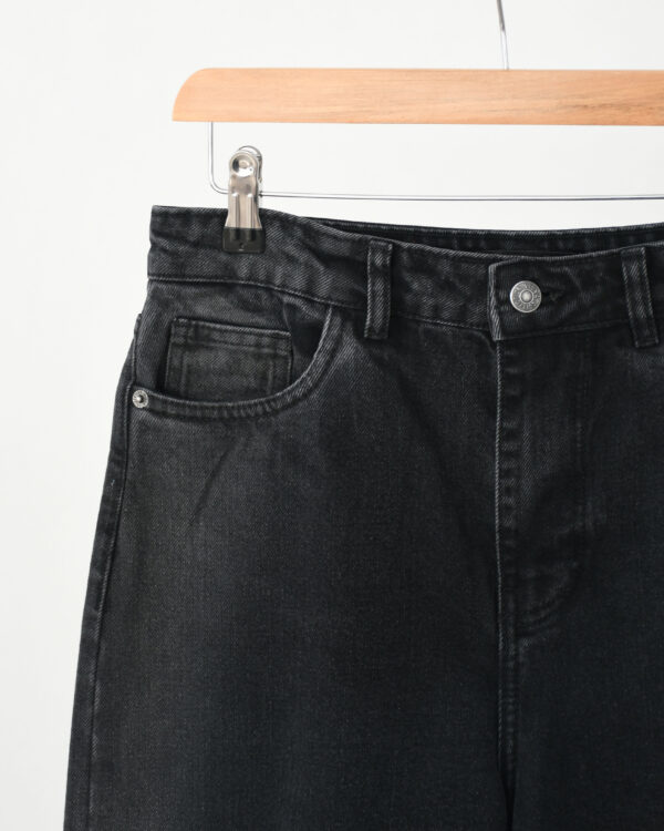 شلوار جین بگ کوتاه ذغالی زاپدار - Image 7