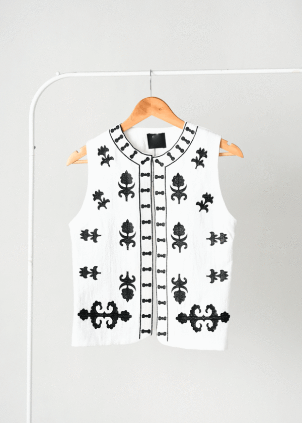 ژیله-دست-دوخت--(3) ژیله گلدوزی مشکی - Image 1