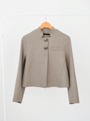 کت بالا دو دکمه