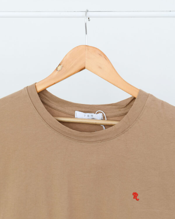 تیشرت با طرح گلدوزی - Image 5