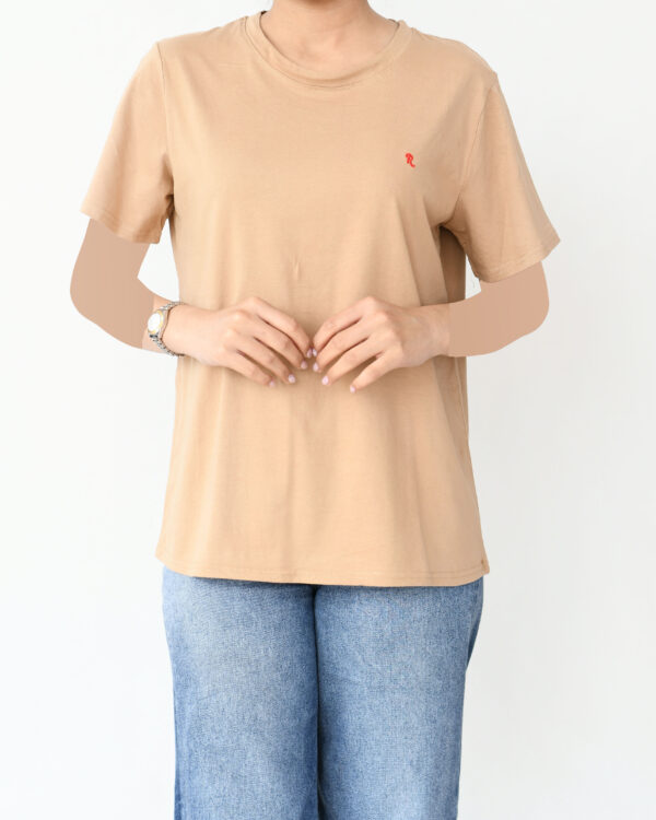 تیشرت با طرح گلدوزی - Image 6