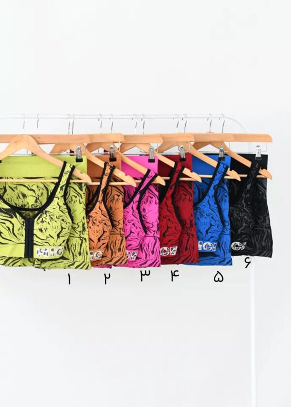 ست نیم تنه و شورتک طرح دار - Image 2