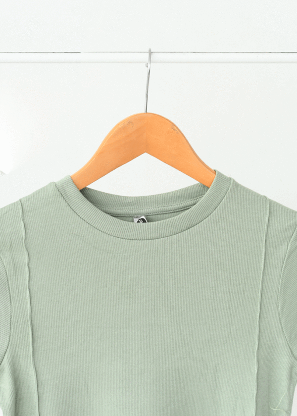 تیشرت کراپ بغل خط - Image 4