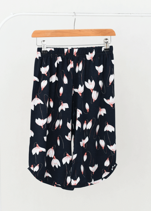 شلوارک-ویسکوز-(7) شلوارک طرح دار هلالی - Image 1