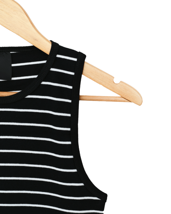 کراپ تاپ راه راه سفید مشکی - Image 4