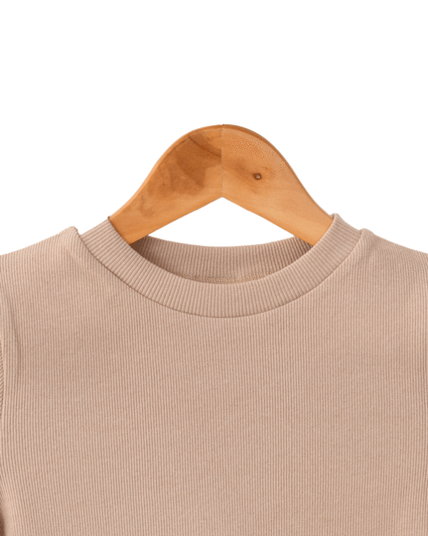 کراپ تیشرت بیسیک کبریتی - Image 7