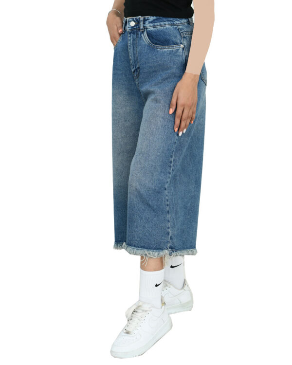 شلوار جین شورت بگ آبی پایین ریش - Image 5