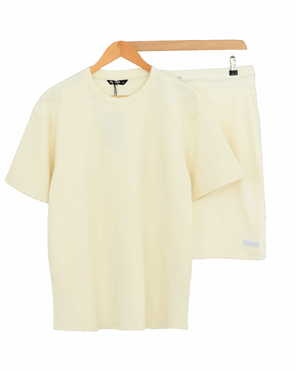 ست-مردانه--(4) ست تیشرت و شلوارک بیسکوئیتی مردانه - Image 1