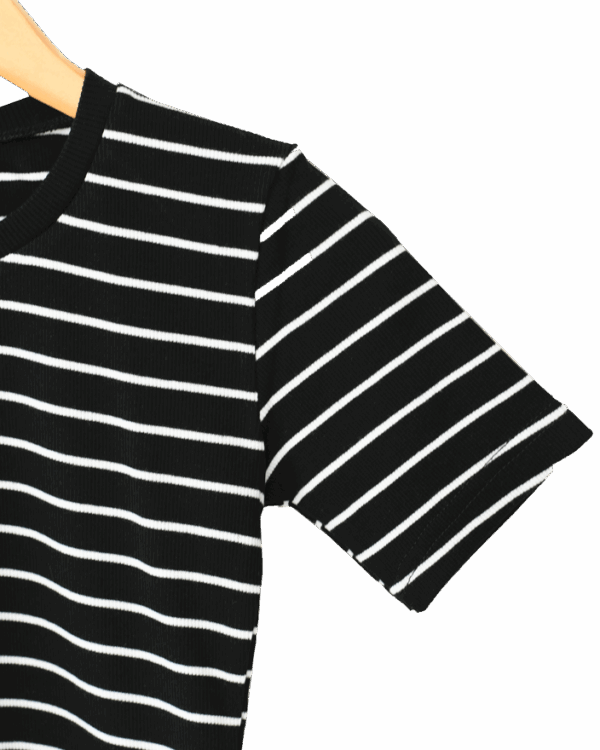 کراپ آستین کوتاه راه راه یقه گرد - Image 4