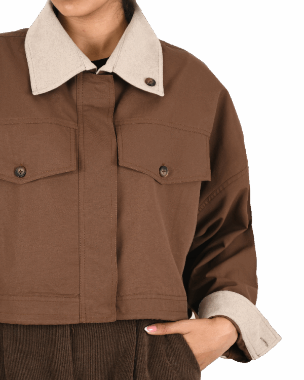 کت-کراپ-بارونی-یقه-جیر--(15) ترنچ کت دو جیب یقه دار - Image 8