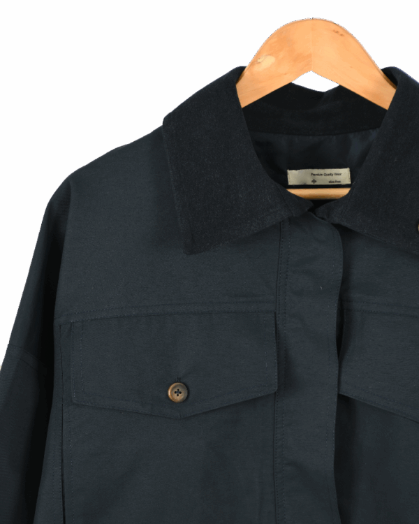 کت-کراپ-بارونی-یقه-جیر--(19) ترنچ کت دو جیب یقه دار - Image 10
