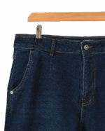 شلوار جین مام فیت سرمه ای - Image 2