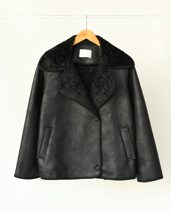 کت بوفالو (4) کت بوفالو مشکی - Image 1