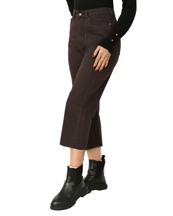 شلوار جین واید پایین کات قهوه ای - Image 4