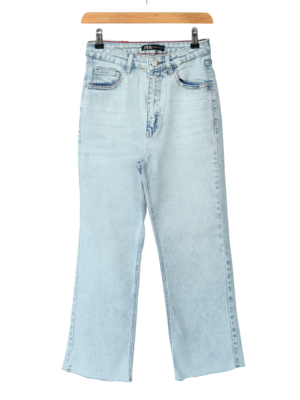 شلوار جین پایین کات آبی روشن